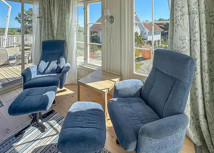4 Bedroom Cozy In 度假居 Gjeving