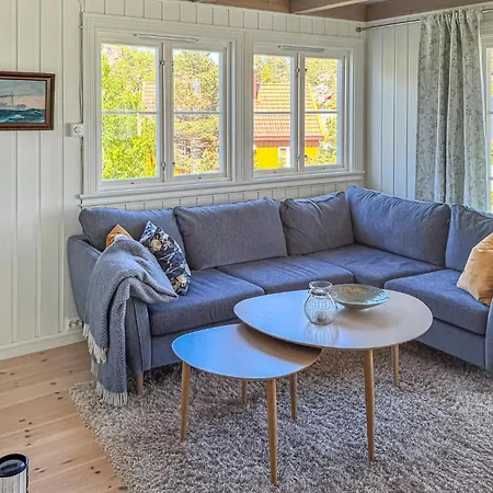 Holiday home 4 Bedroom Cozy In